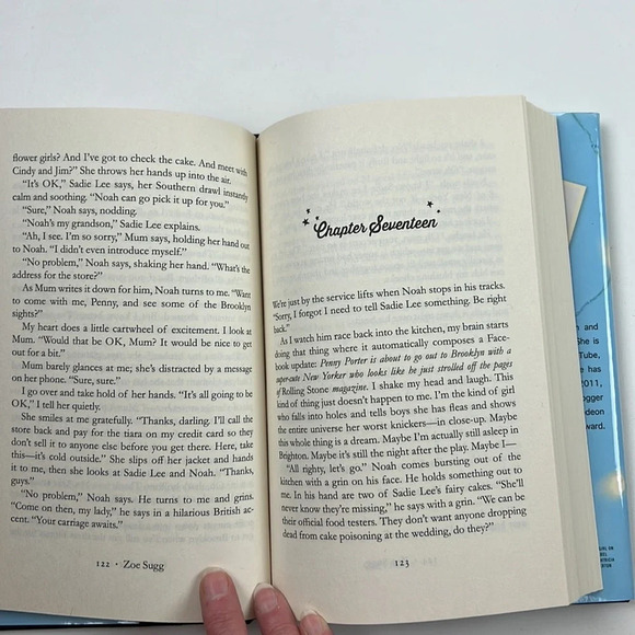 Novel Girl Online By Zoe Sugg - Picture 6 of 7